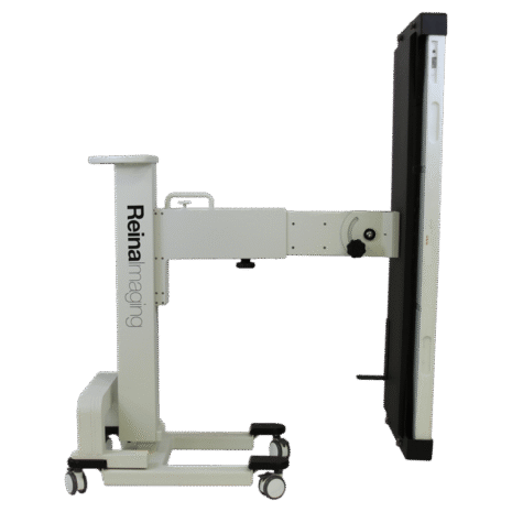 3-PROFILE-EXT-POSPGL Side view of a mobile X-ray panel holder with Reina Imaging branding, adjustable arm, and four caster wheels.
