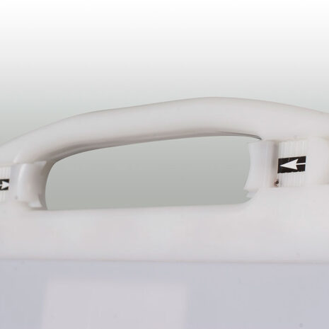 5_41 Close-up of a white integrated handle with two locking sliders featuring directional arrows.